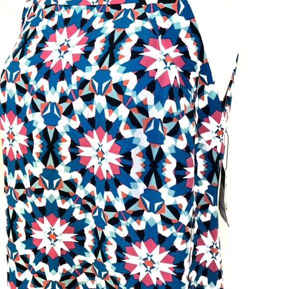 NWT Crown & Ivy “Bali Adventure” Linen Blend Dress - Picture 3 of 7